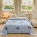 Multifunctional velvet blanket with snowflake print.